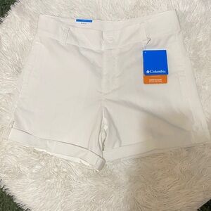 Columbia Women's White Active Fit Shorts